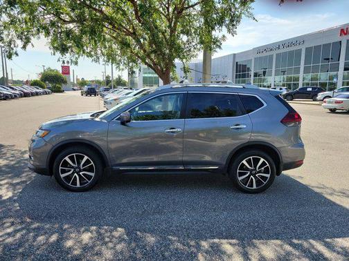 2020 Nissan Rogue SL