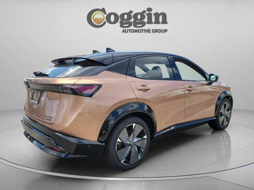 2025 Nissan ARIYA PLATINUM+