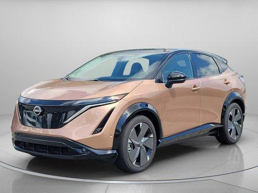 2025 Nissan ARIYA PLATINUM+