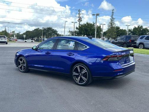 2023 Honda Accord Hybrid Base