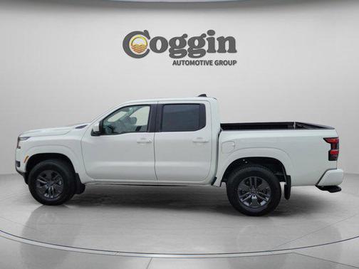 Glacier White 2026 Nissan Frontier SV