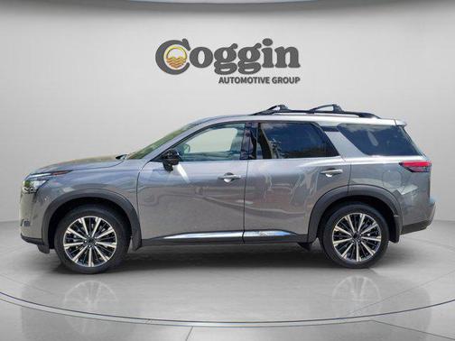 Gun Metallic 2026 Nissan Pathfinder Platinum