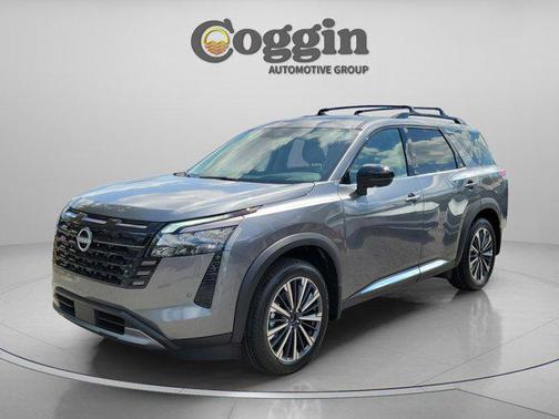 Gun Metallic 2026 Nissan Pathfinder Platinum