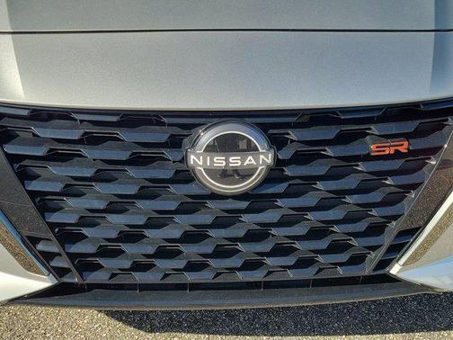 2025 Nissan Altima SR FWD