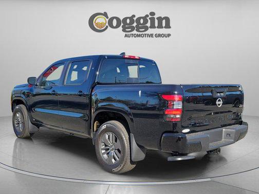 Super Black 2026 Nissan Frontier SV