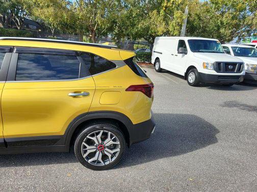 2023 Kia Seltos SX Turbo