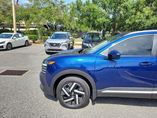 Deep Blue Pearl 2025 Nissan Kicks SV