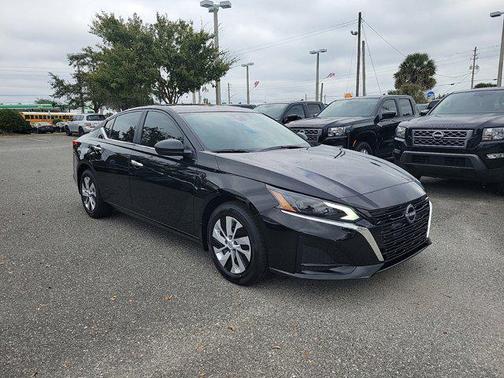 2025 Nissan Altima S FWD