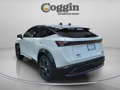 2025 Nissan ARIYA PLATINUM+