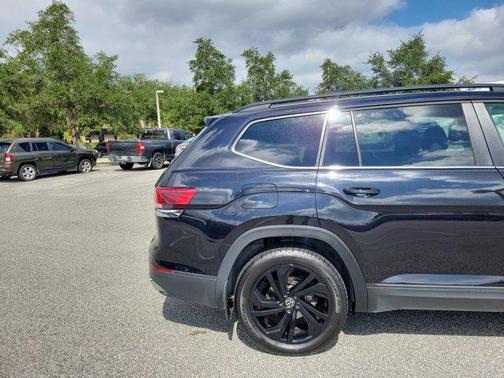 2023 Volkswagen Atlas 3.6L SE w/Technology