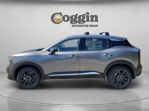 Gun Metallic 2026 Nissan Kicks SR