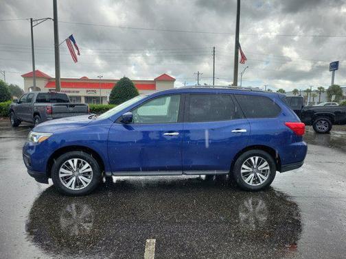 2020 Nissan Pathfinder SL 4WD