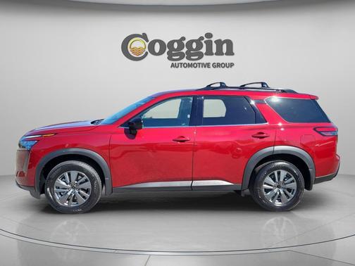 Scarlet Ember Tintcoat 2026 Nissan Pathfinder SV