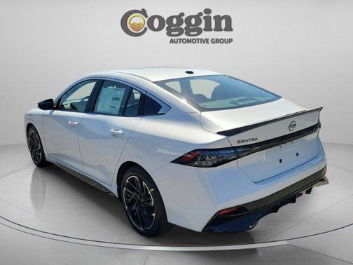 Aspen White Tricoat 2026 Nissan Sentra SR