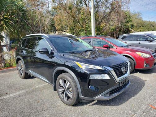 2022 Nissan Rogue SL