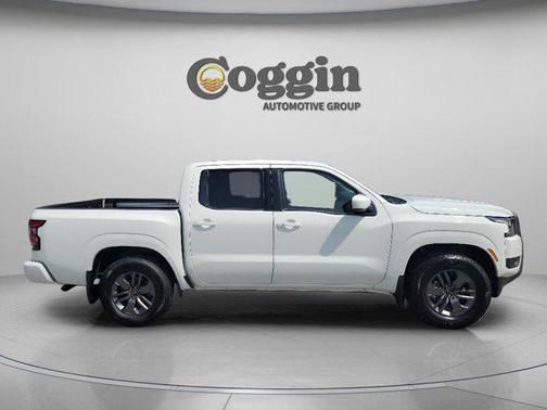 Glacier White 2026 Nissan Frontier SV