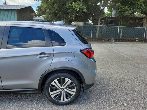 2023 Mitsubishi Outlander Sport SE