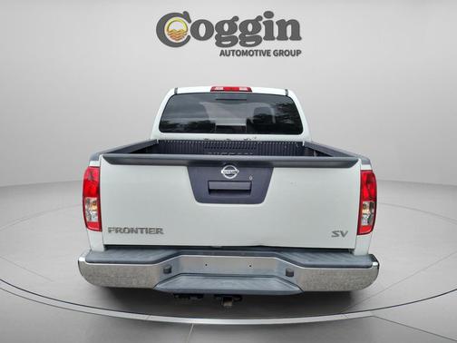 Glacier White 2019 Nissan Frontier SV