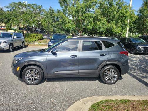 2022 Kia Seltos S