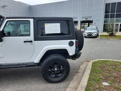 Bright White Clearcoat 2015 Jeep Wrangler Sahara