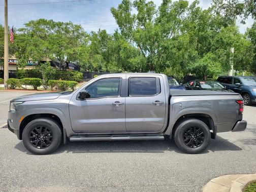 Gun Metallic 2023 Nissan Frontier SV