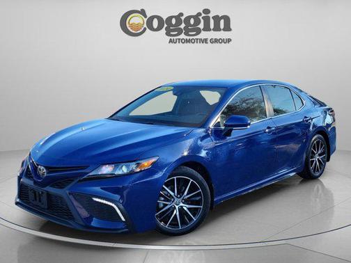 Reservoir Blue 2024 Toyota Camry SE