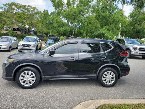 Magnetic Black 2018 Nissan Rogue S