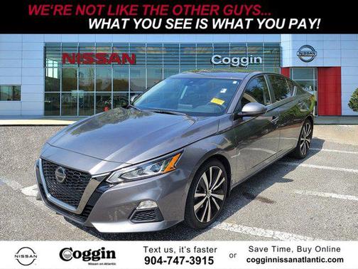2022 Nissan Altima SR FWD