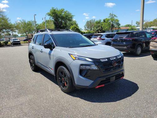 2025 Nissan Rogue Rock Creek