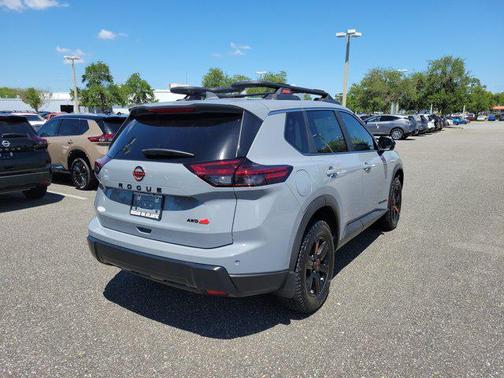 2025 Nissan Rogue Rock Creek