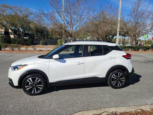 2020 Nissan Kicks SV