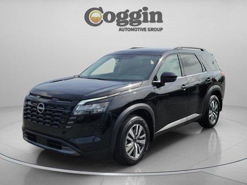 Super Black 2026 Nissan Pathfinder SL
