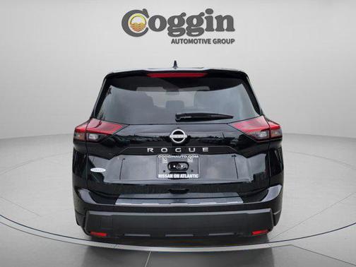Super Black 2026 Nissan Rogue SV