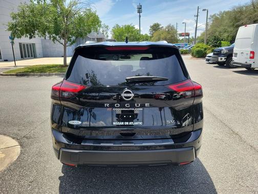 Super Black 2024 Nissan Rogue SV