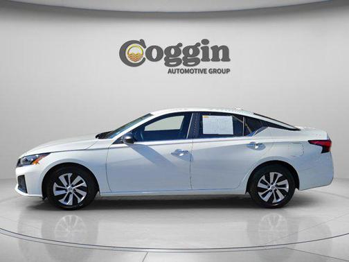 2025 Nissan Altima S FWD