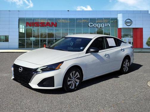 2025 Nissan Altima S FWD