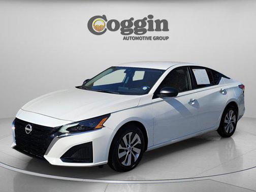 2025 Nissan Altima S FWD