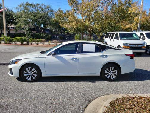 2025 Nissan Altima S FWD