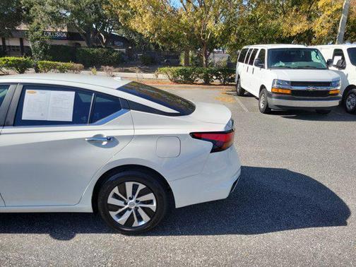 2025 Nissan Altima S FWD