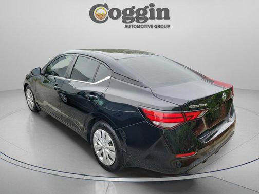 Super Black 2022 Nissan Sentra S