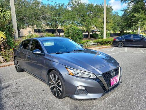 2020 Nissan Altima SR FWD