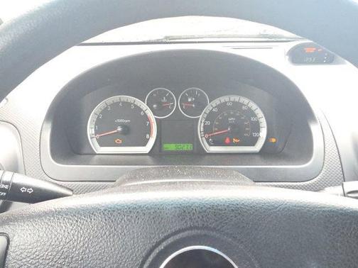 Silver Ice Metallic 2011 Chevrolet Aveo 5 LT