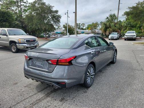 2025 Nissan Altima SV AWD