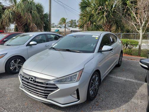 2019 Hyundai ELANTRA Limited