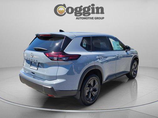 Boulder Gray Pearl 2026 Nissan Rogue SV
