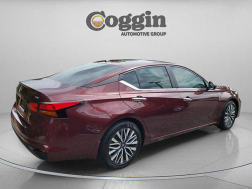 Garnet Pearl Metallic 2024 Nissan Altima 2.5 SV