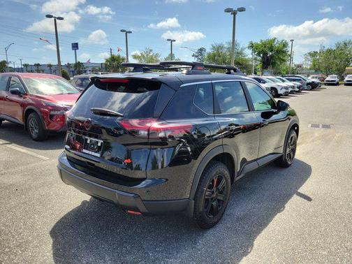 2025 Nissan Rogue Rock Creek