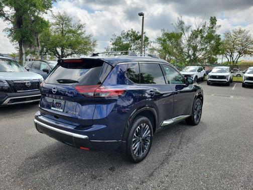 2025 Nissan Rogue Platinum