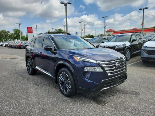 2025 Nissan Rogue Platinum
