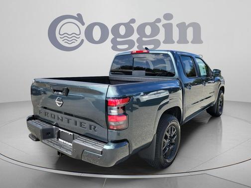 Alpine Metallic 2027 Nissan Frontier SV